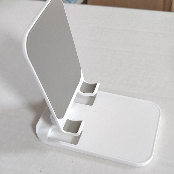 Cellphone Holder - Picture 1 of 2